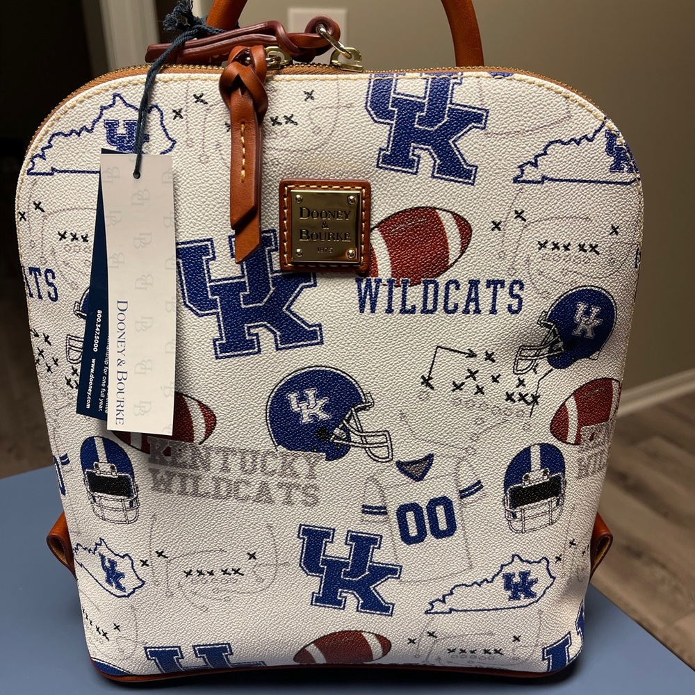 RARE NWT university of Kentucky Dooney and bourke